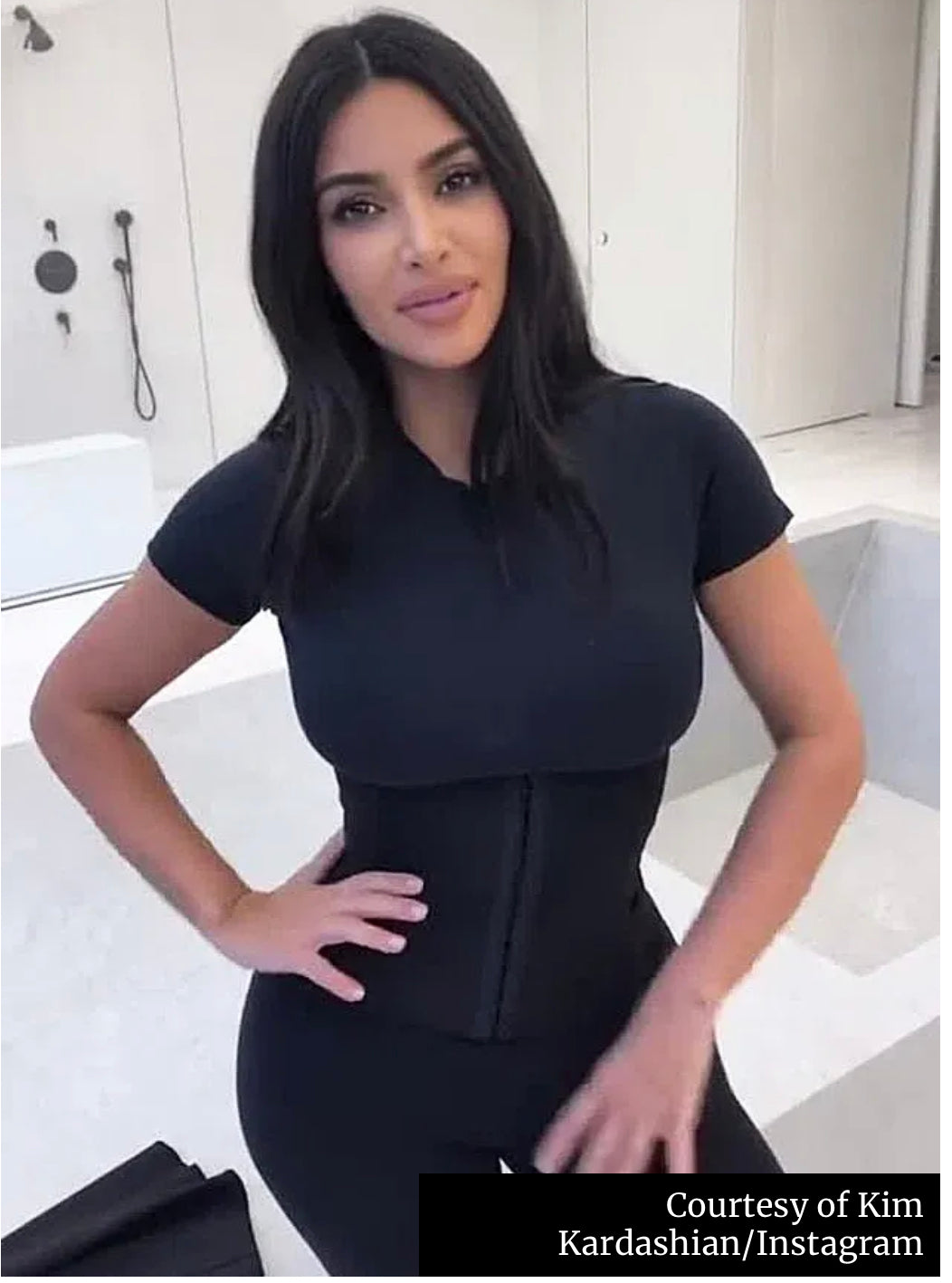 Kim kardashian wearing fajas