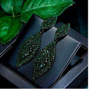 Emerald droplet earrings